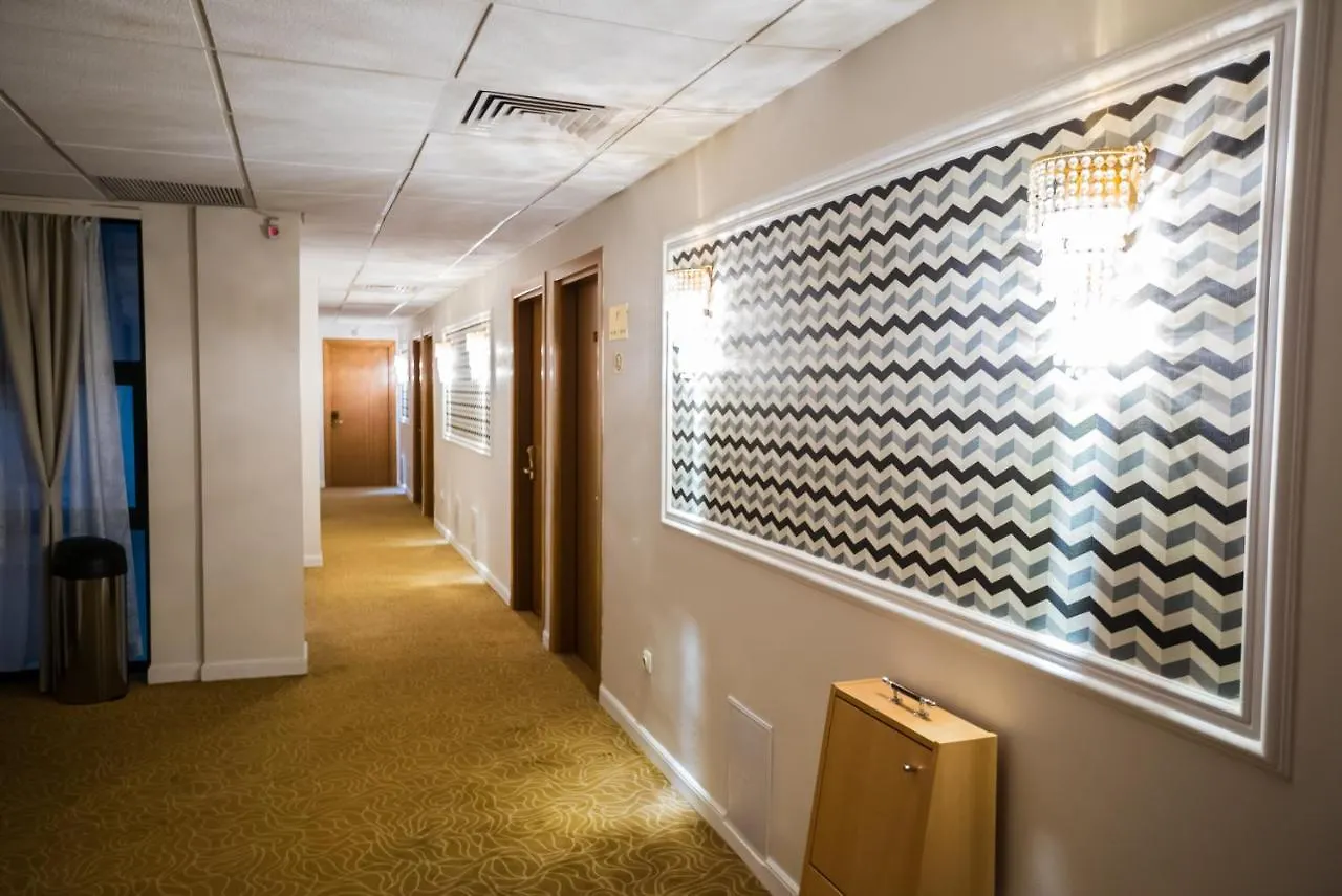 Best Western Hotel Lev Or I Bucureşti 4*,