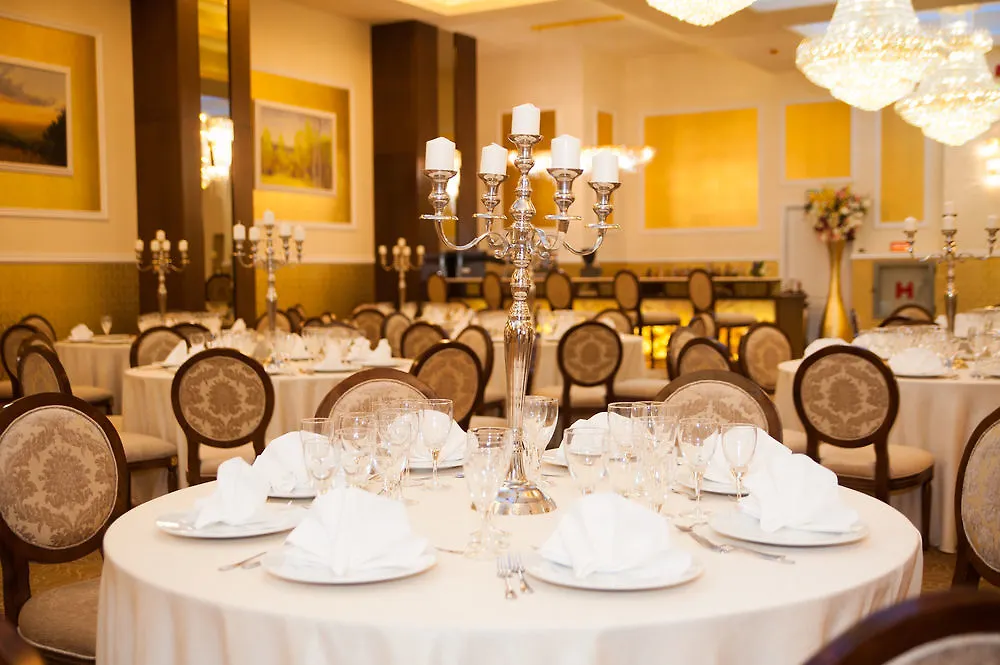Best Western Hotel Lev Or I Bucureşti 4*,