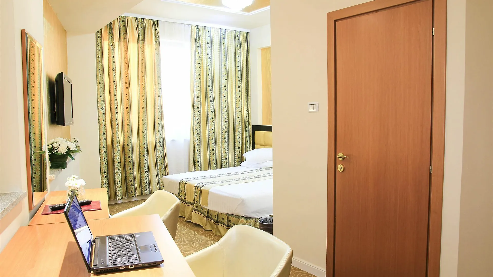 Best Western Hotel Lev Or I Bucureşti