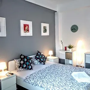 Bright Modern Apartament