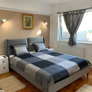 I Apartament