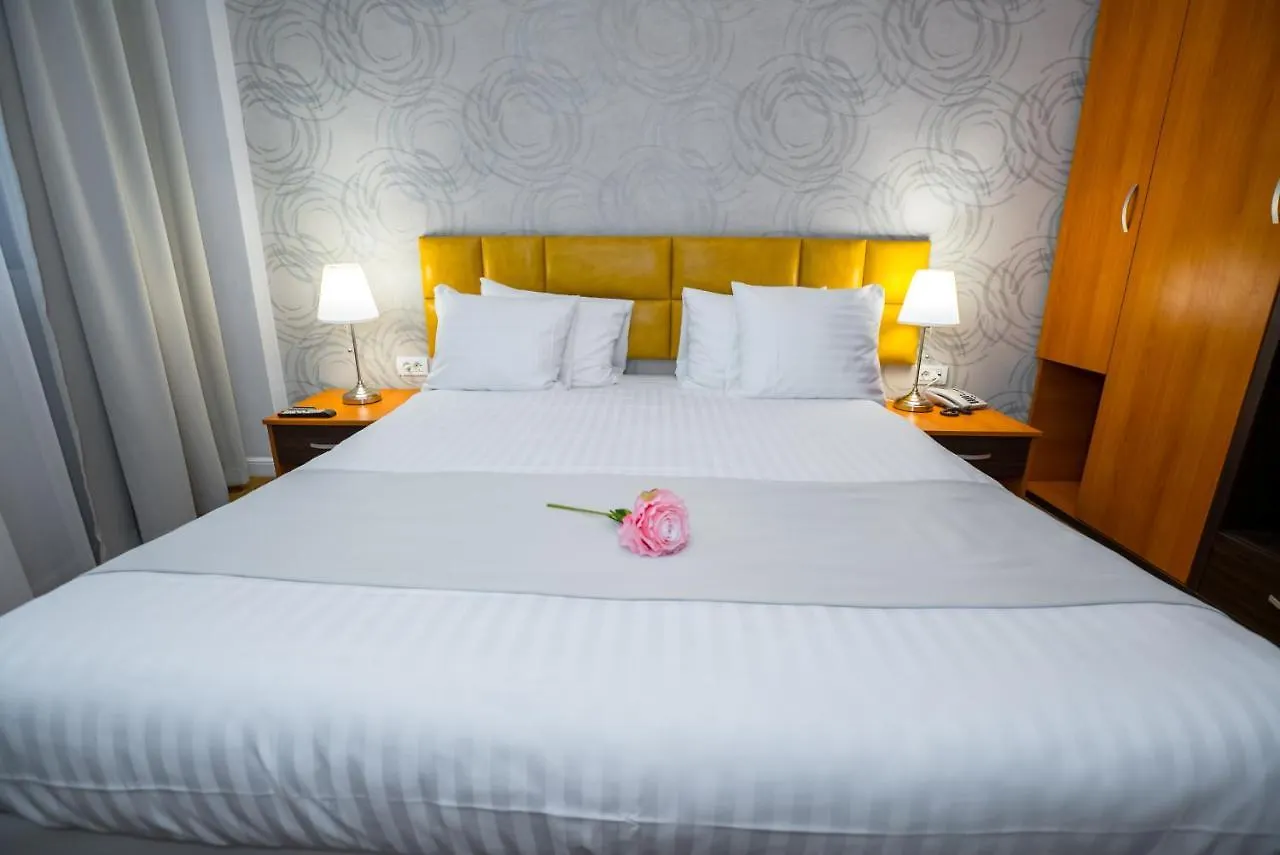 Best Western Hotel Lev Or I Bukarest 4*,